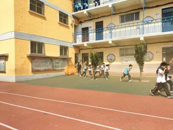 防灾减灾 安全“童”行——邯郸市复兴区祥云小学开展防灾减灾应急疏散演练