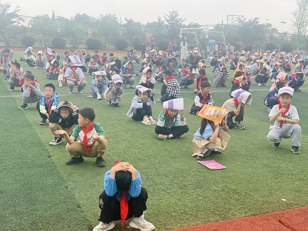 人人讲安全 个个会应急