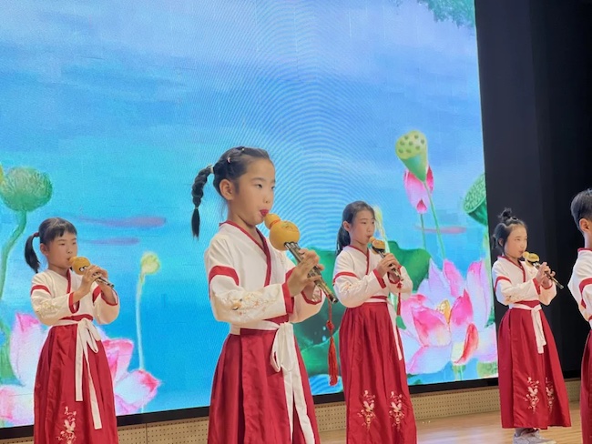 苏州工业园区星澜学校校级现场展演“莲叶何田田”艺术活动举行