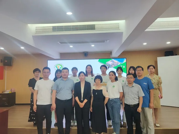 科普进校园  “点燃”科技梦 ——邯郸市青年联合会奇妙探索家走进邯郸市丛台区三陵中心校