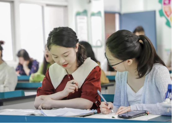 学行碰撞，智慧无限