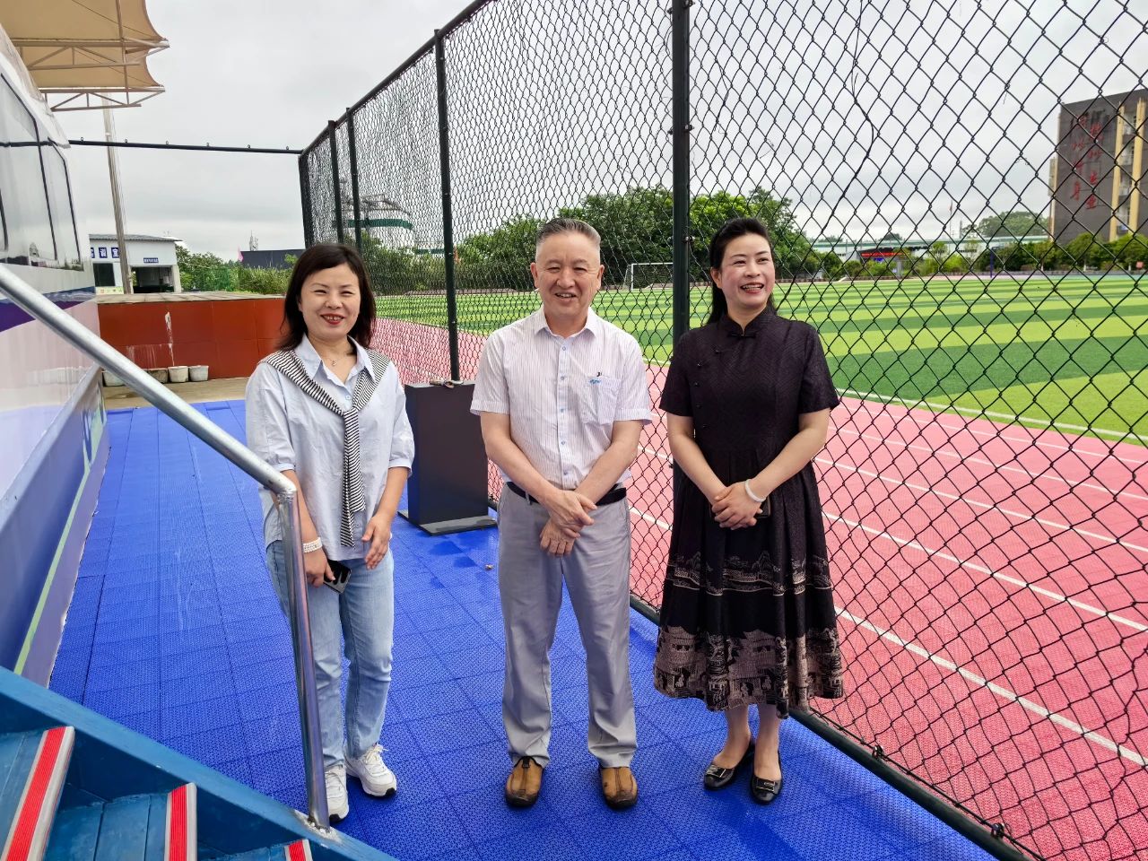 黄老五再出奇招，亲赴校园助力学生找回梦想