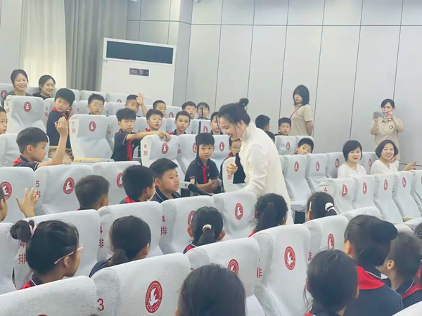 古琴艺术进校园，传统文化润心田——邯郸市丛台区第二实验小学端午节主题活动