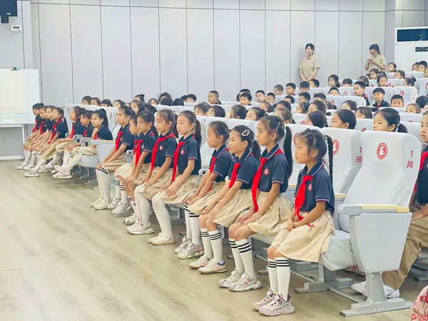 古琴艺术进校园，传统文化润心田——邯郸市丛台区第二实验小学端午节主题活动