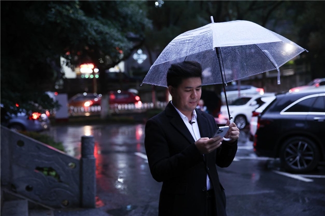 登上腾讯纪录片首页,《有爱至善——张帆》诠释爱善天使掌门人心路历程