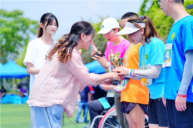 成都第十一届全民健身残疾人迷你马拉松精彩开赛