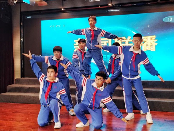 少年乘风起 未来皆可期——邯郸市丛台区实验小学举行2024届毕业典礼
