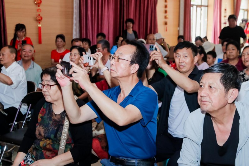 传承文化，重燃经典——评剧《秦香莲》在三间房村璀璨上演