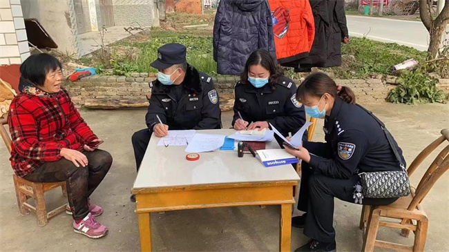 【党徽在警营闪光】靳斌：宁付生命，不负使命