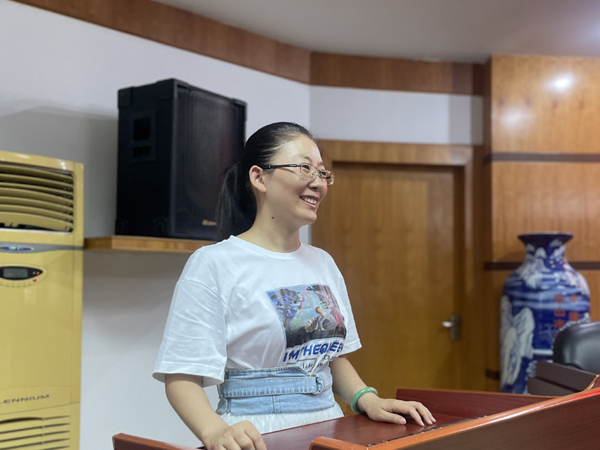 乐山一中召开2023-2024学年度下期德育工作总结会