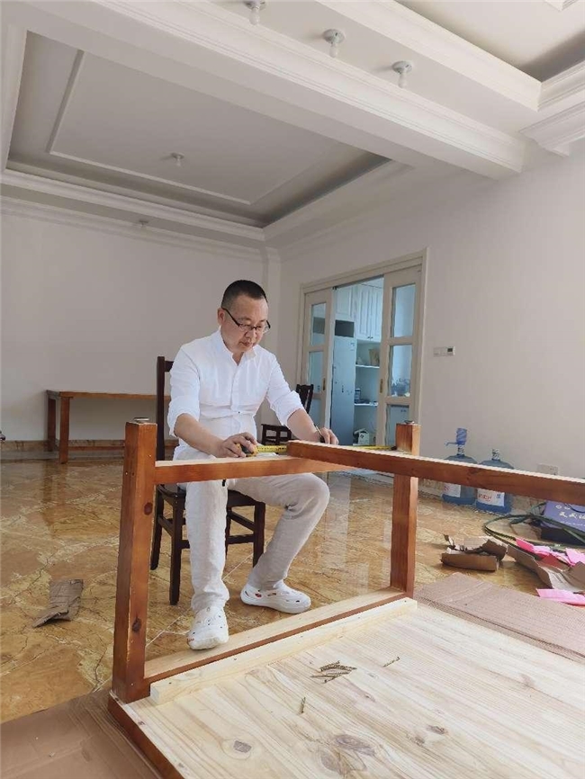 杜九锡：推动实践传统文化，自建工作室引领新风尚