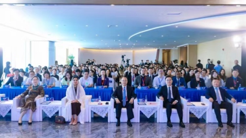 中阿经贸投资(大湾区)交流活动举办 蔡冠深:推动更多港企参与中阿经贸合作