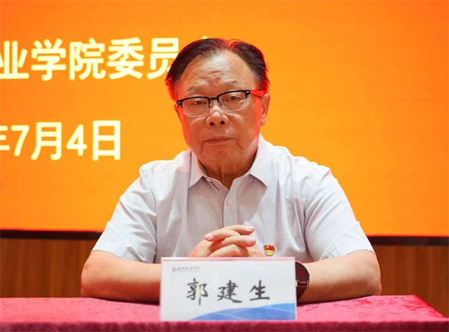 首个高校党建指导员工作室在南阳职业学院成立