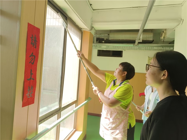 爱在夕阳红,浓浓敬老情 ——新乡医学院三全学院实践团走进开封养老公寓开展社会服务活动