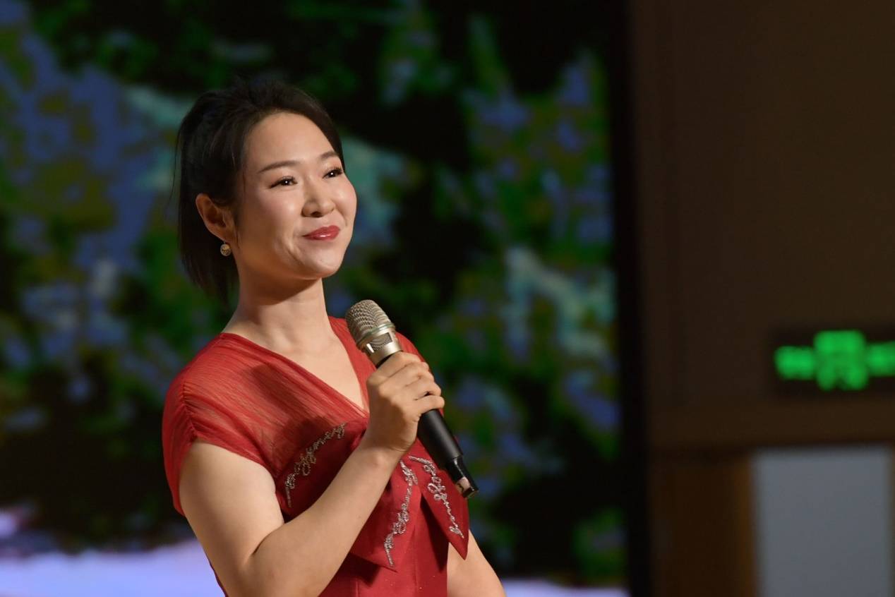 婚礼大绣球·抛出正能量——婚礼中国大爱传递圆满落幕