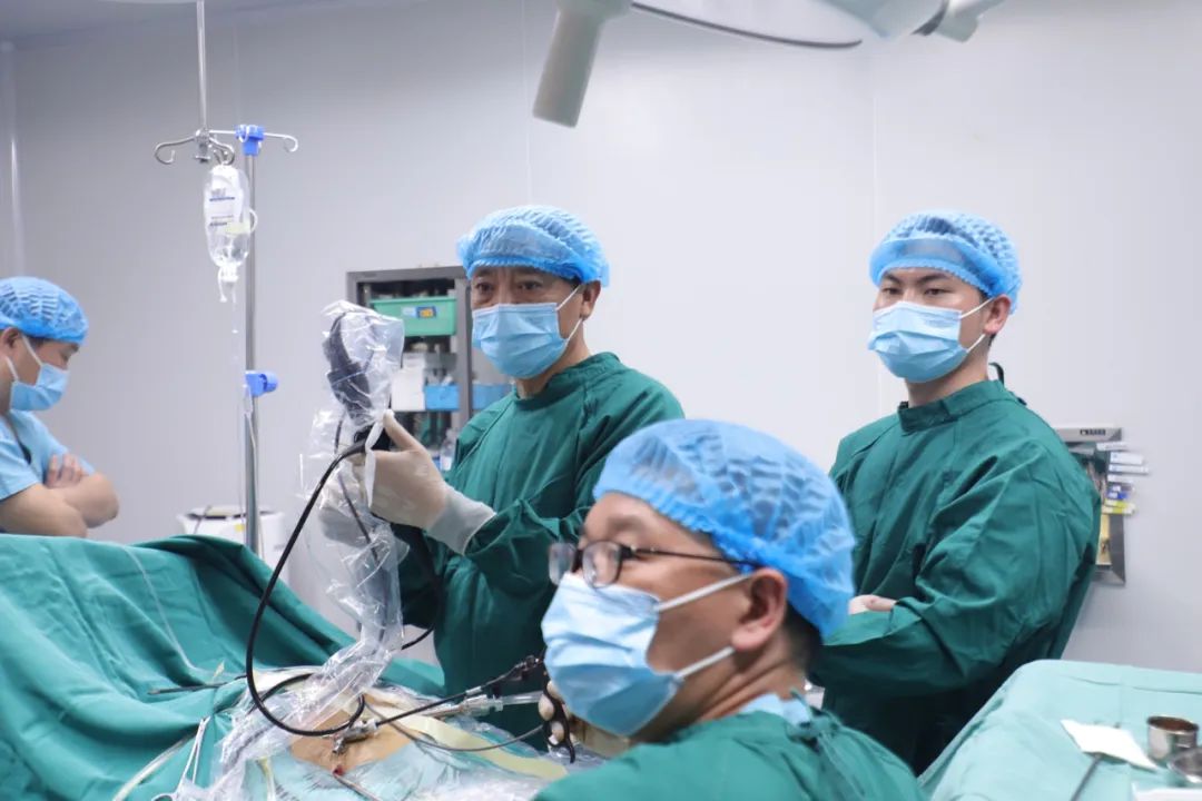 贵阳结石病医院为19岁高位截瘫小伙成功保胆取石