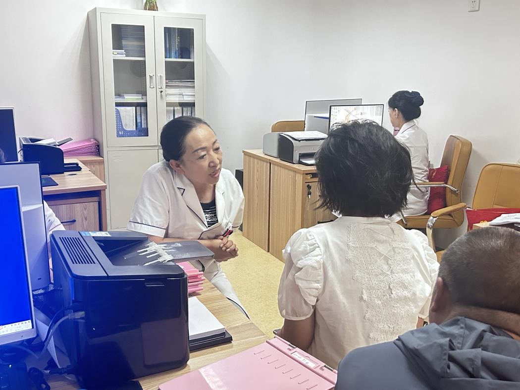 11岁女孩陷入情绪障碍,情绪奔溃自伤,陈青主任与徐静主任携手为患儿制定个性化治疗方案!