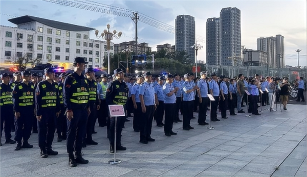临沂市高新区举行深化常态化扫黑除恶斗争暨纵深推进“夏季治安打击整治行动”誓师大会