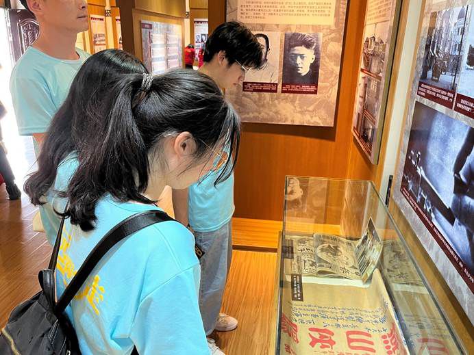 学习红色精神,传承红色基因