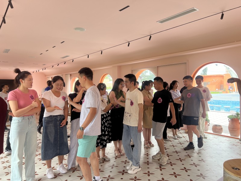 西园街道天全社区工作站  “‘七’待是你，‘夕’望有你”天合树下青年交友联谊活动