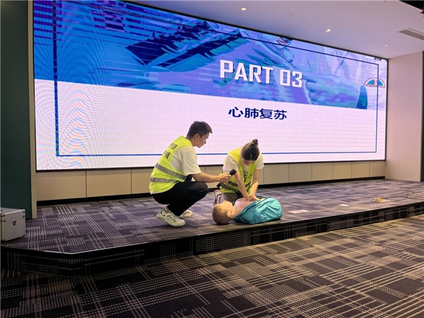 成都市龙泉驿区:深化工伤预防 为企业保驾护航