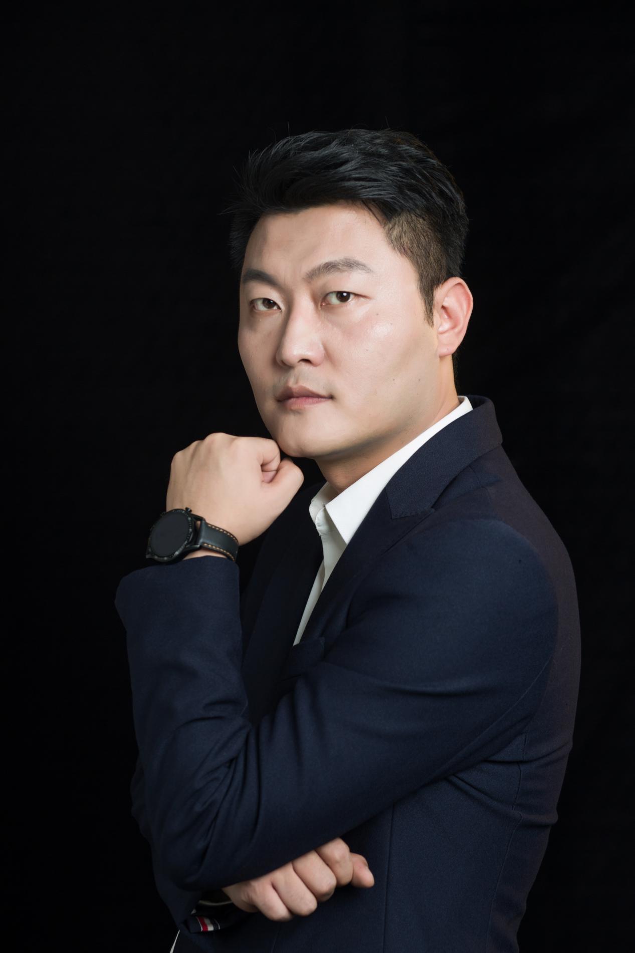 咸阳市广告协会尚瀛会长荣获“当代杰出广告人”殊荣