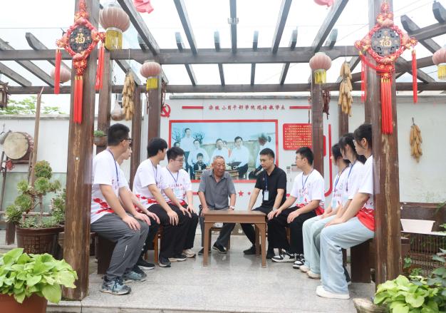 青春为中国式现代化挺膺担当 ——黄山学院经济管理学院青年赴中国农村改革第一村小岗村学习调研