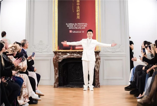尚仄国际LOOLAYY六礼品牌中法时装周巴黎大秀
