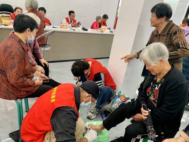将爱传递 让生命延续|永康市红十字会开展“三献”知识宣传进社区活动