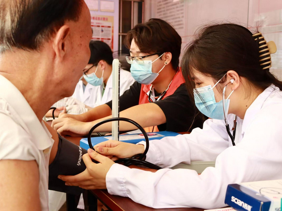 挺膺担当砺青春，奋楫笃行续华章 ——广中医一院学子赴江门市开展暑期“三下乡”社会实践活动