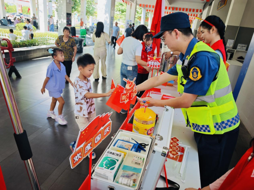 国庆我在岗●保畅路上的温暖瞬间