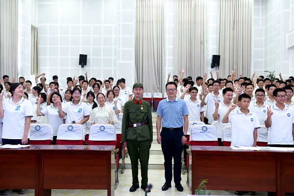 弘扬爱国主义精神 讲述抗美援越故事