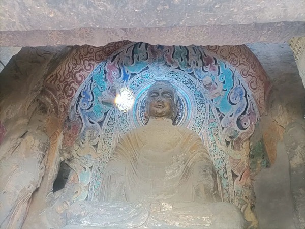 弘扬传统文化 厚植家国情怀——邯郸四中高二年级开展“响堂石窟与磁州窑文化探索之旅”研学之旅