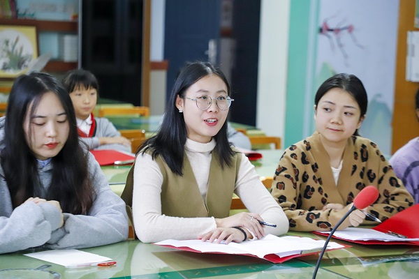 彭州市天府路小学与新西兰开展中外线上教研活动  线上交流会的推进
