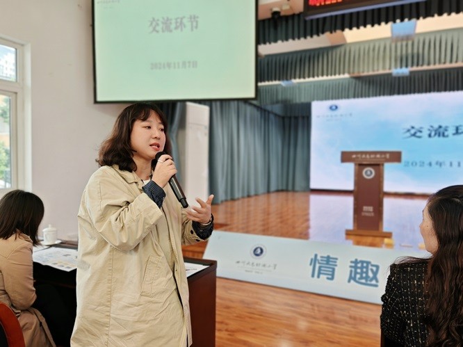 校家社联动 共筑成长梦