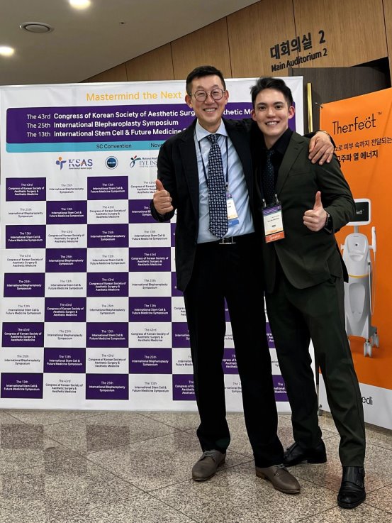 韩国KSAS整形美容学术会议：颜士钧医师发表产后修复治疗手段