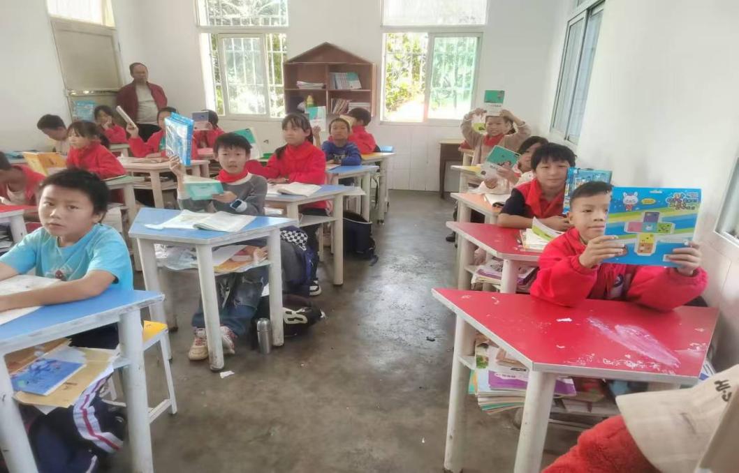 “童心向党，益童前行”公益主题活动圆满结束