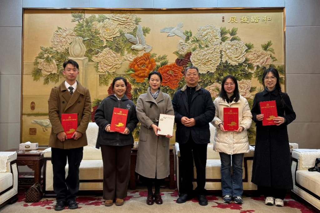 探寻红色记忆赋能“数智”传承——杭州师范大学“藏红于新”团队赴浙江省8地68馆开展红色收藏品实践调研