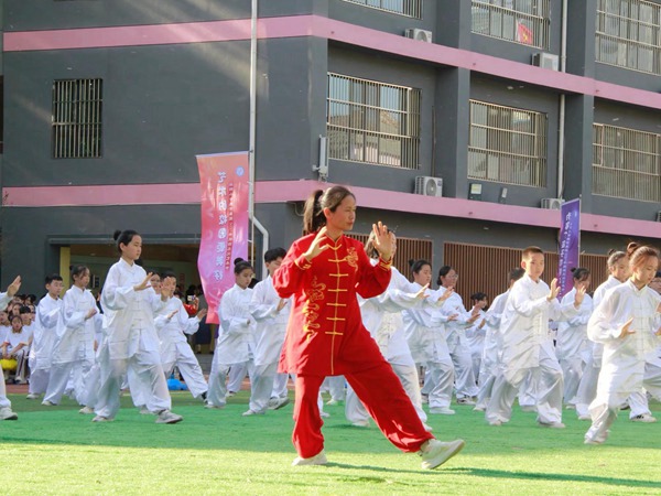 举办“艺术的校园更美好”2025年校园文化艺术节——邯郸市丛阳小学