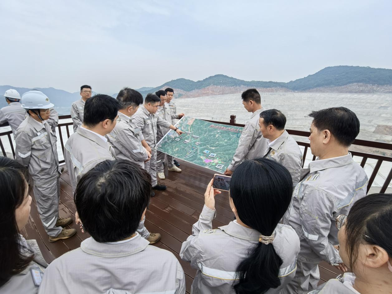 中国化学十六化建召开磷石膏资源集中库项目投产运营专题会