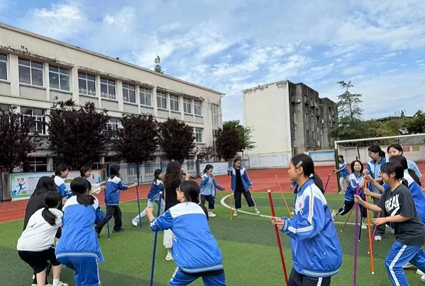 彭州市升平中学“5.25 我爱我，青春心同行”活动