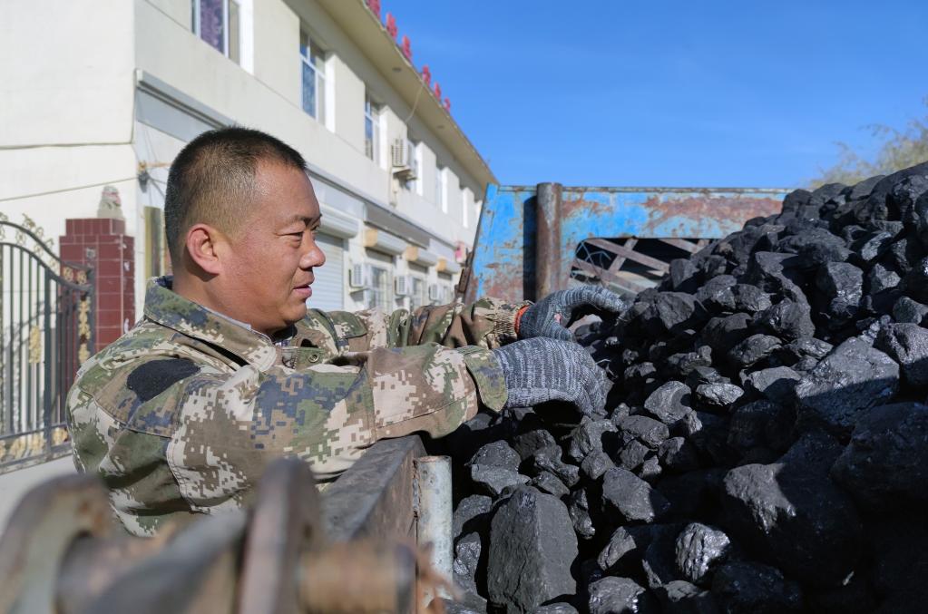 热了炕头 暖了心头——内蒙古河套地区平价煤发放见闻