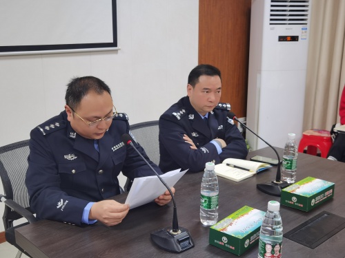 湖南省新化县利用元旦假期开展娱乐场所禁毒知识培训