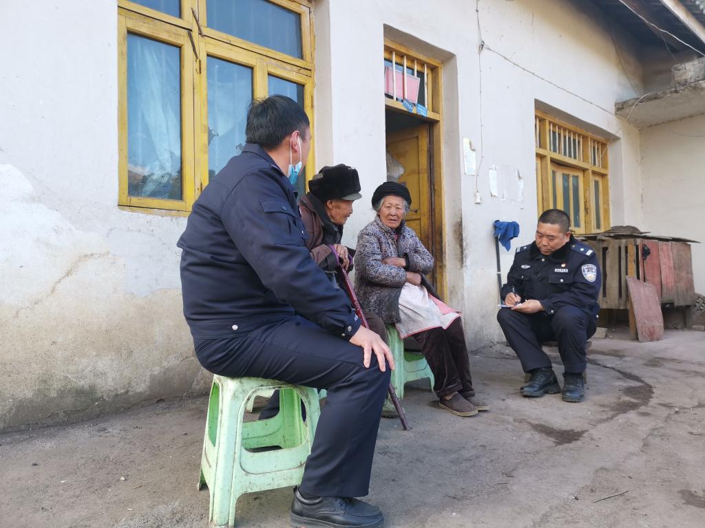 新春走基层丨为彝乡安宁，守在高高的“贵州屋脊”上