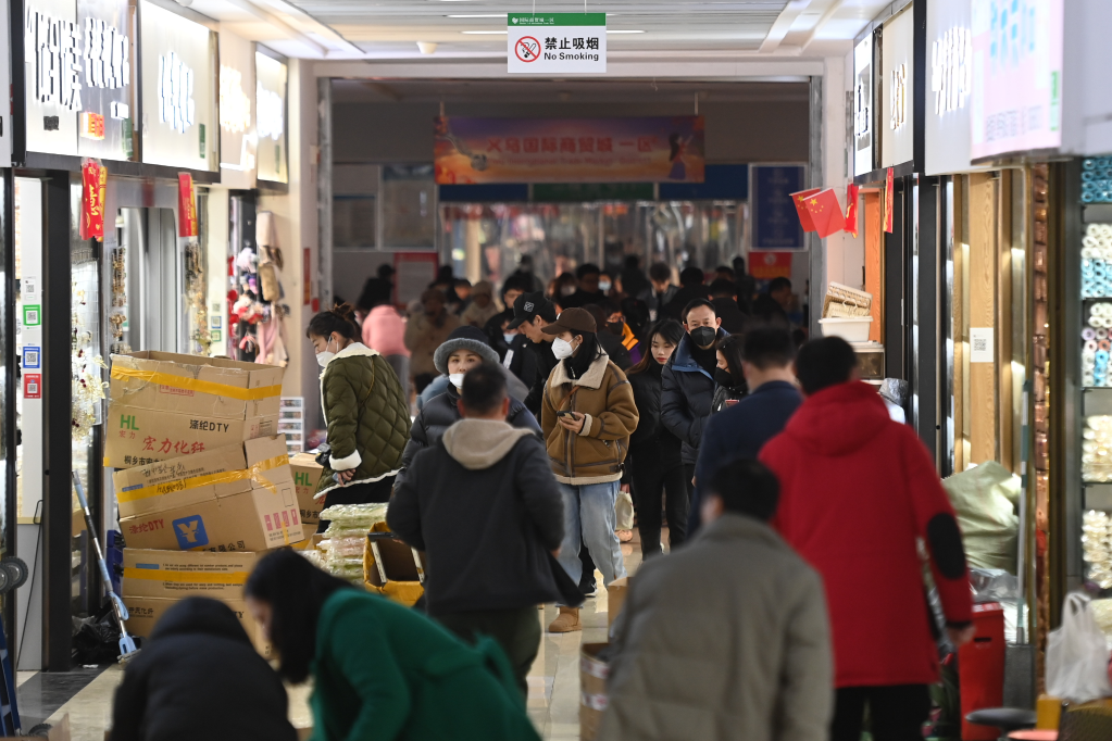 “世界超市”开门迎客 订单外商纷至沓来——全球最大小商品市场开市观察