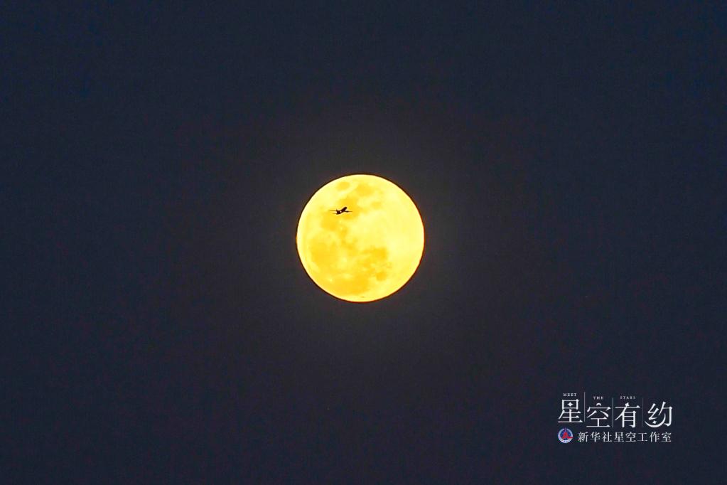 星空有约丨今年元宵节“十五的月亮十六圆”，还是年度“最小满月”