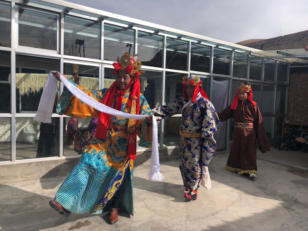 新华全媒+丨多彩非遗扎根青海乡土 传统年俗展现“新气象”