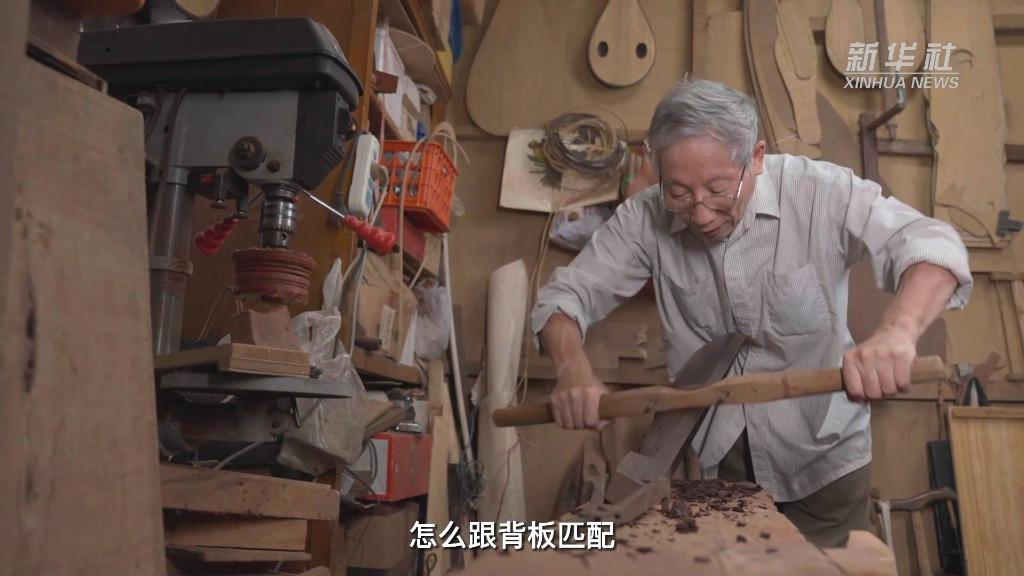 六十载匠心独运 巧工做得琵琶来