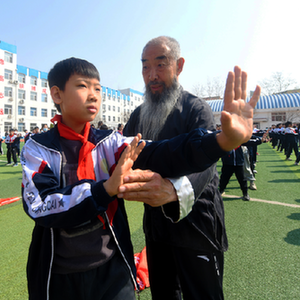 追光丨走进校园 百年八卦掌焕发“青春”