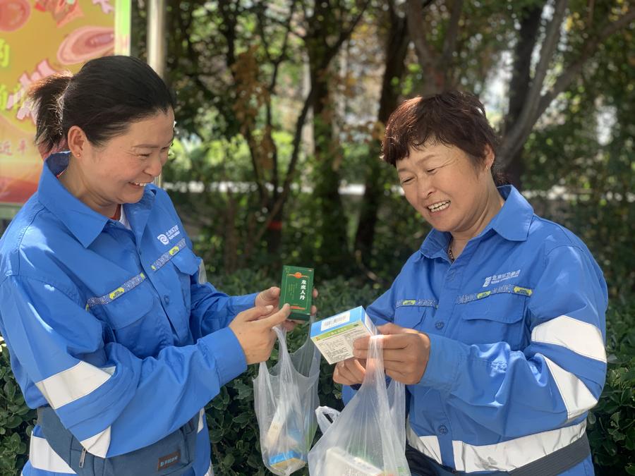 高温来袭 多地启动防暑降温“送清凉”活动